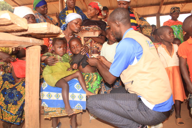 Lire la suite à propos de l’article 25-236 – Lutte intégrée contre l’extrême pauvreté – FXB