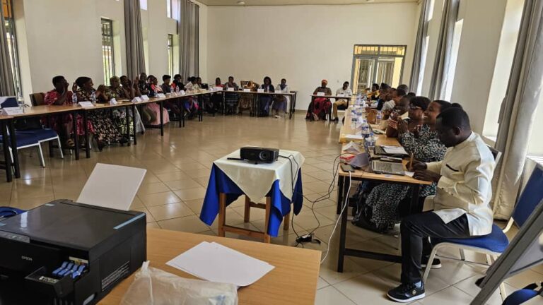Lire la suite à propos de l’article 25-232 – Incubateur social (accompagnement et formation en entreprenariat) – Grandir à Butare